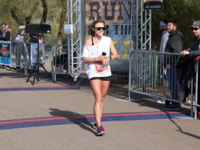 Nicole Welling Female Marathon Winner